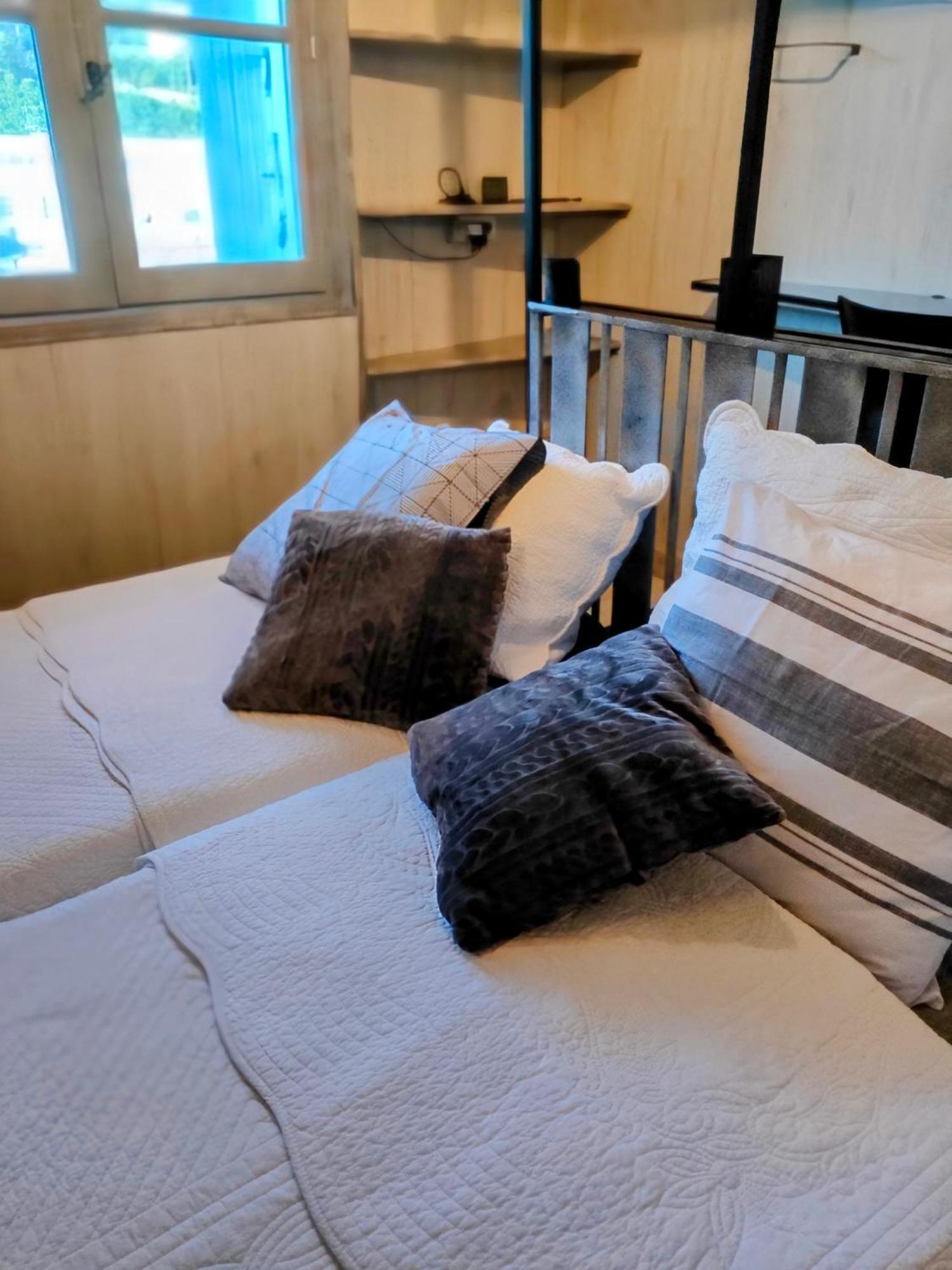 2Ch 4Pers Matelas M De Forme Kitchenette Sdb Wc Au Calme Cote Jardin 图勒 外观 照片