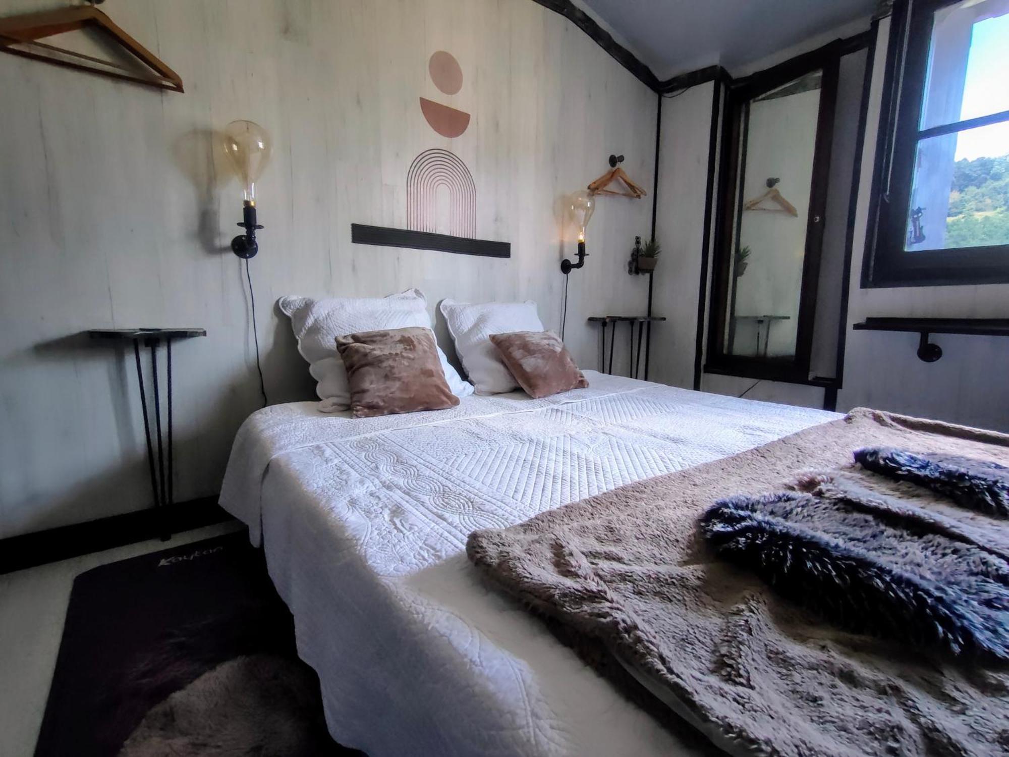 2Ch 4Pers Matelas M De Forme Kitchenette Sdb Wc Au Calme Cote Jardin 图勒 外观 照片